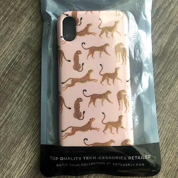 Casely Leopard Case 🐆 - Picture 5 of 5